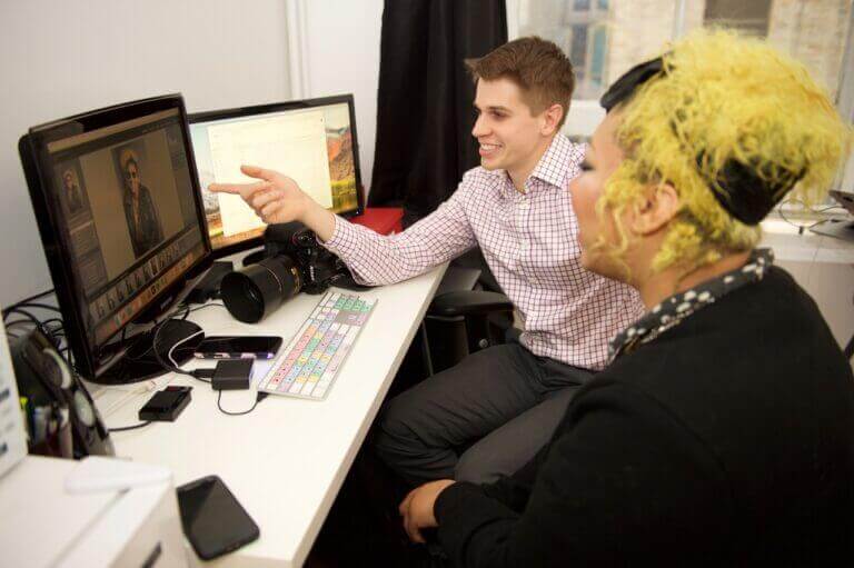 Photographer Martin Bentsen editing while discussing branding, COVID-19 impacts and the perfect headshot.