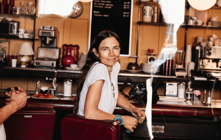 Director Justine Bateman talks about her film 'Violet.'